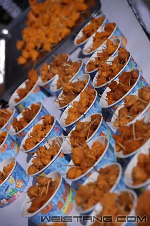 23015