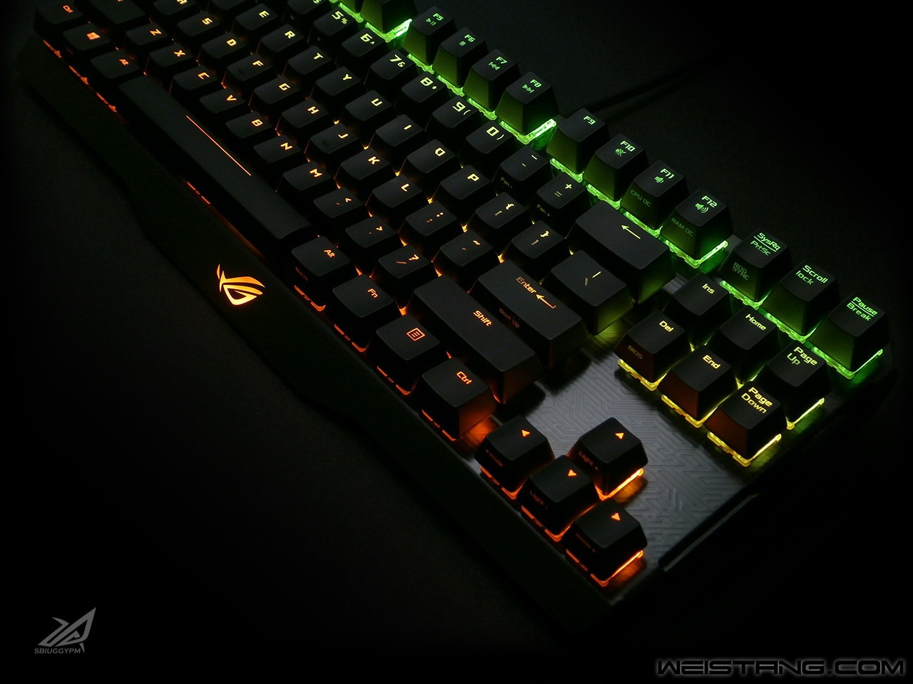 ASUS ROG Claymore-049.jpg