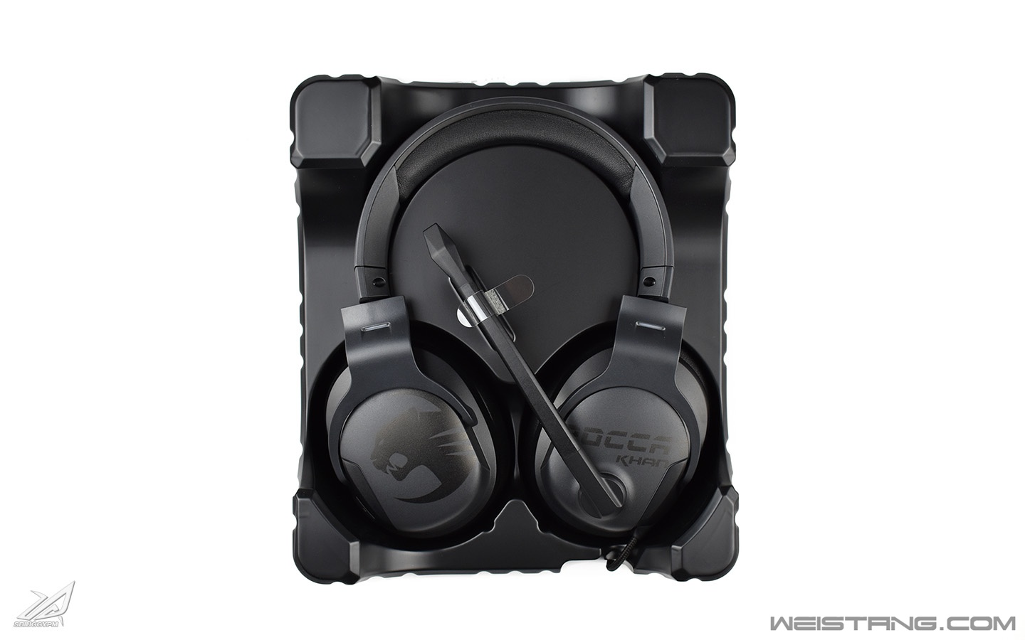 ROCCAT Khan AIMO - 002.jpg