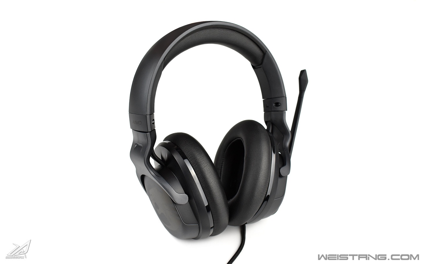 ROCCAT Khan AIMO - 003.jpg