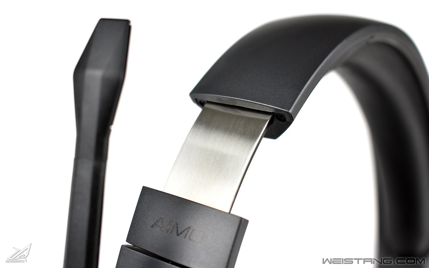 ROCCAT Khan AIMO - 012.jpg