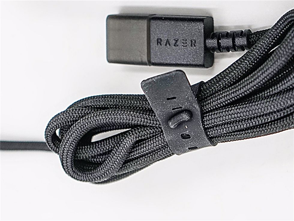 13.razer10.jpg