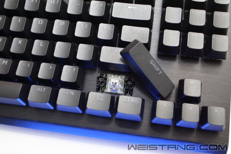 HK70016-s.JPG