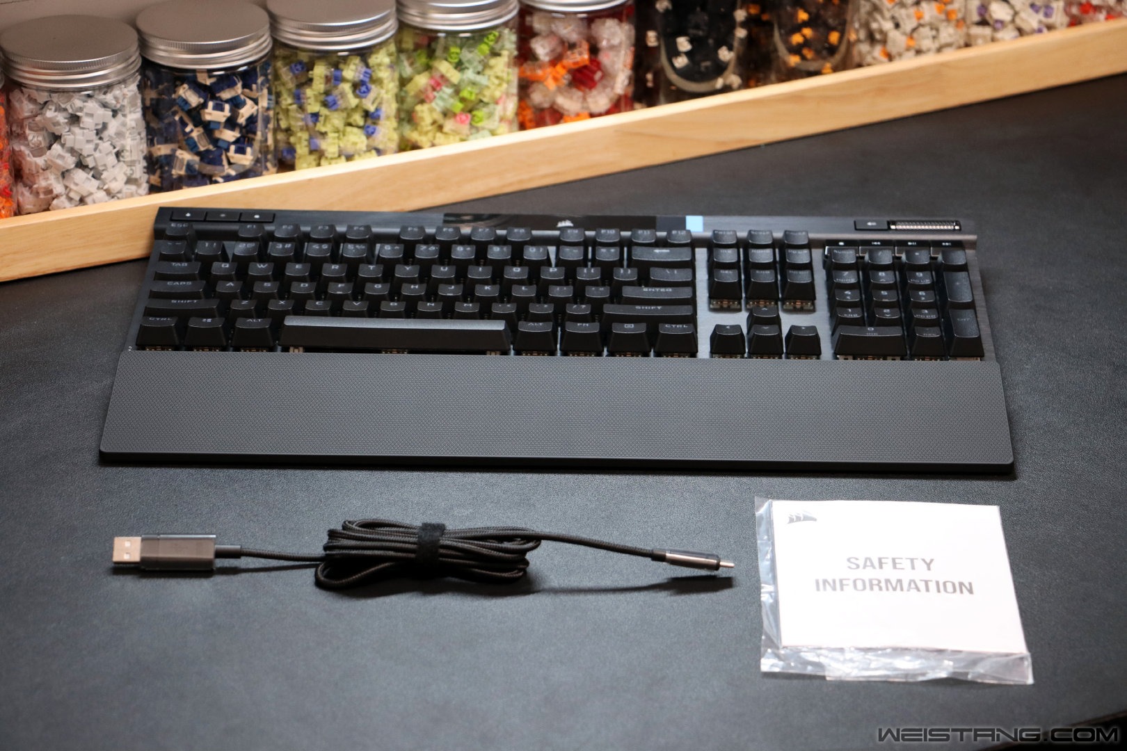 K70RGBPro (4).jpg