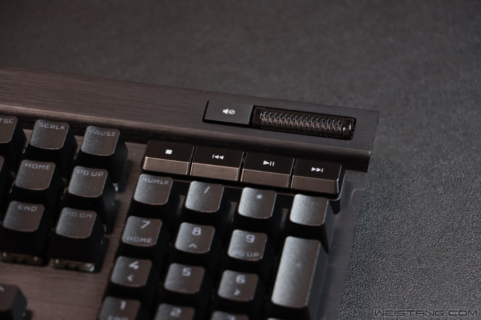 K70RGBPro (9).jpg