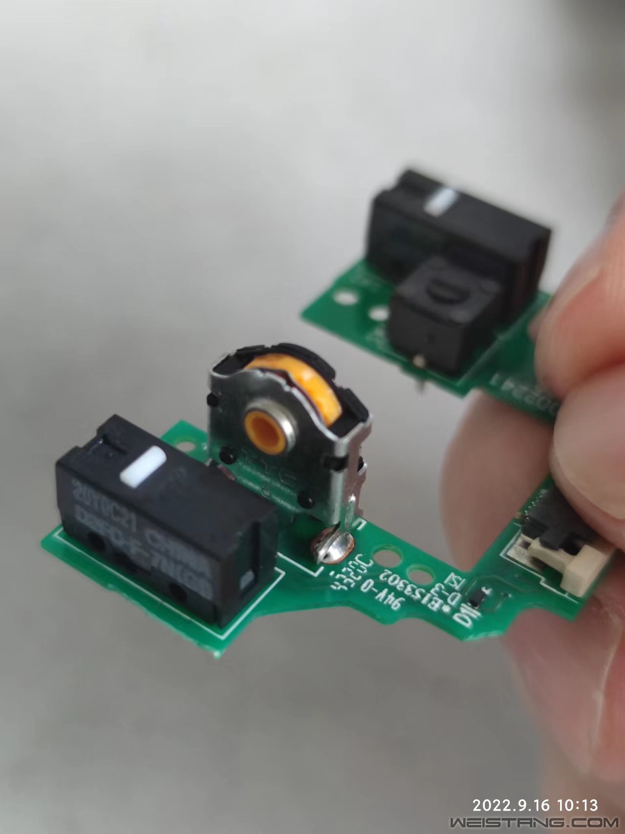 ��������