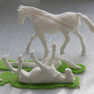 日本街头上演3D打印机“造马”工程