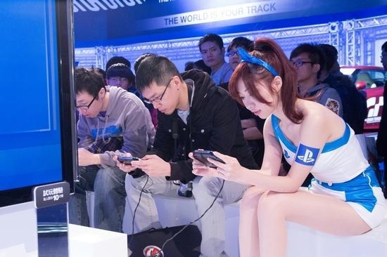 ��Ϧ����������̨������չ����ShowGirl