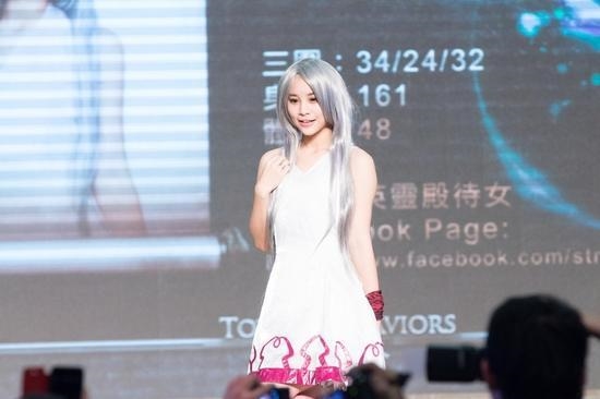 ��Ϧ����������̨������չ����ShowGirl