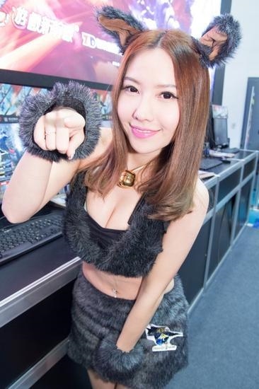 ��Ϧ����������̨������չ����ShowGirl