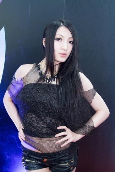 ��Ϧ����������̨������չ����ShowGirl