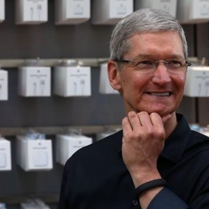 ƻ��CEO��ˣ�ʼ��רע�ڳ�Զ��չ