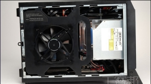 ��Ч��Mini-ITX���� ΢�ǰ�ҹ֮�з���