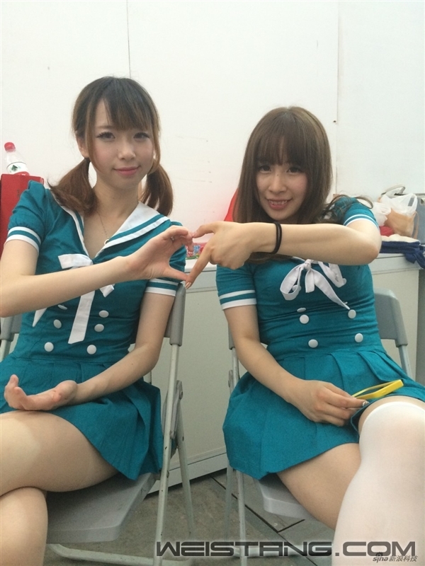 ChinaJoy̽ShowGirlǵ̨ǰĻ