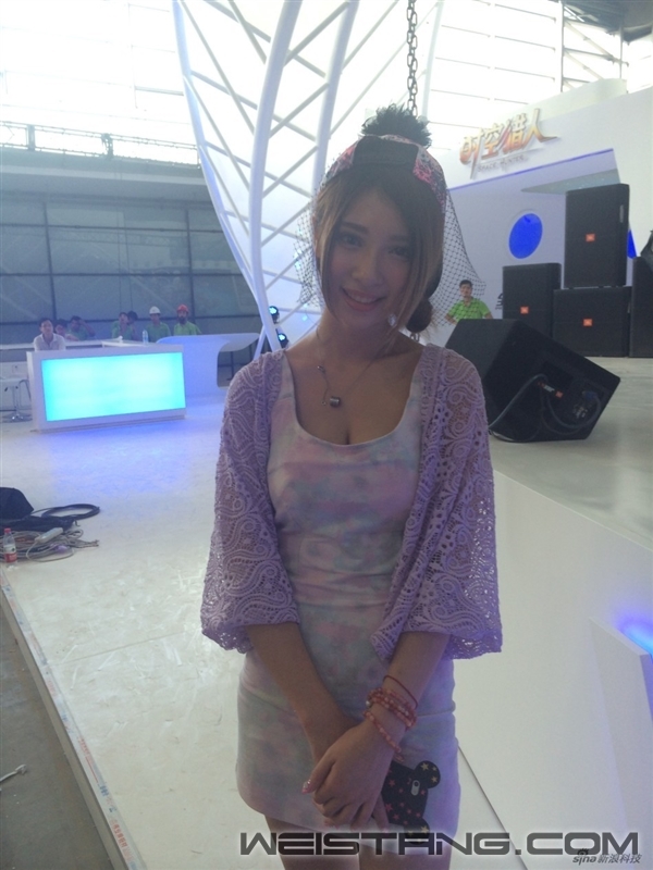 ChinaJoy̽ShowGirlǵ̨ǰĻ