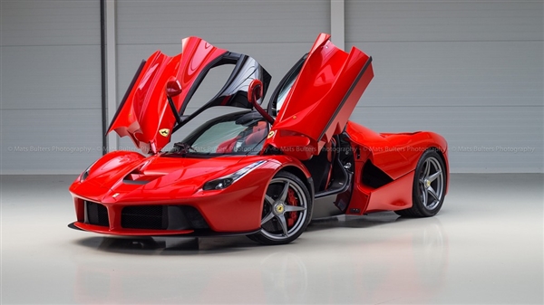 쳨LaFerrari 10̨