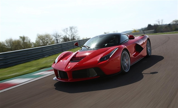 쳨LaFerrari 10̨