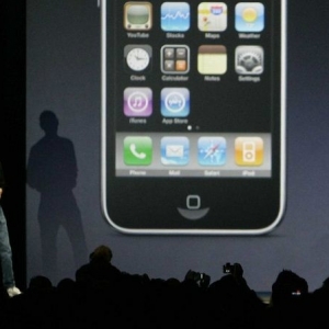 ýƯƻֻiPhone 4λеһ