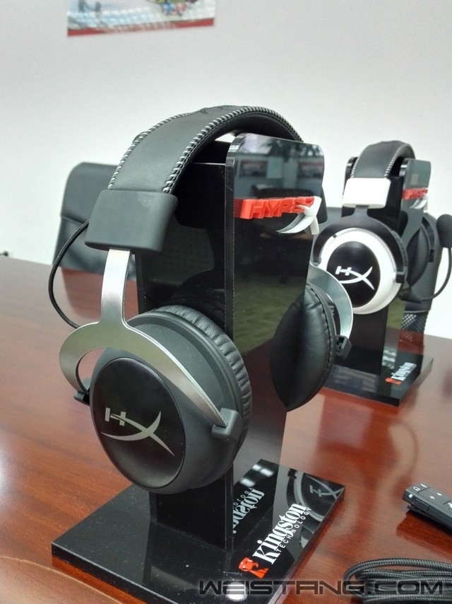 HyperX��̬Ȧ�ı��󣺵羺�ƶ���Ϸ������ҵ 