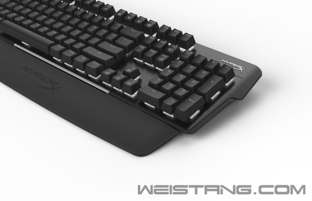 òʵǳHyperX׿RGB羺е 