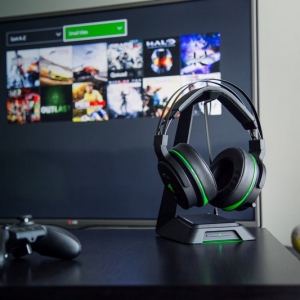 RAZER����ս����ռ������߻�������Ϸ����
