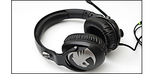 ��һֻ"Hi-Res-Audio" KHAN PRO