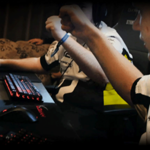 ҶսȶHyperX AlloyEliteӢе