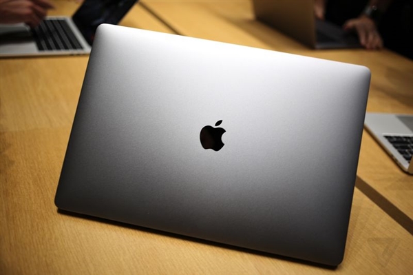 Intel 10nmڣMacBook Pro 32GBڴƱ
