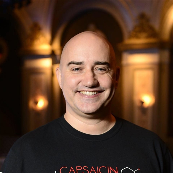 Intel�ػض��������ˣ���RadeonƷ������Chris Hook�ٵ�