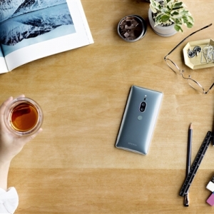Xperia XZ2 PremiumҪ614շƷ