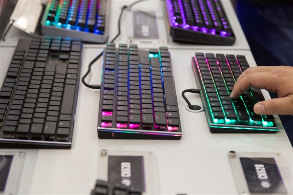 չʾ̣ӣMX RGB