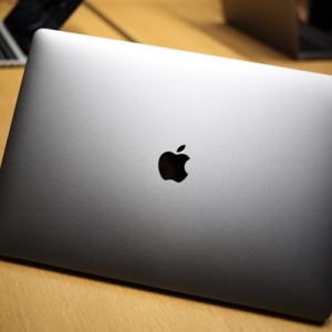 Intel���ղ����� ƻ����MacBook������ͣ�Ͳ�ǰ