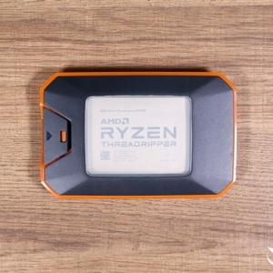 AMD�߳�˺���߶���2990WX����ͼ�ͣ�32����64�̣߳�