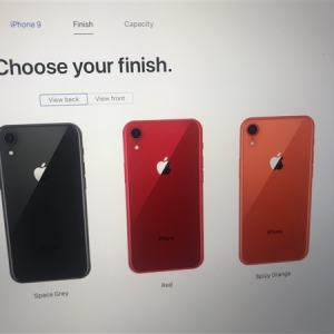 ����iPhone 9�ٷ���Ʒҳ���ع⣺6.1��˫����������