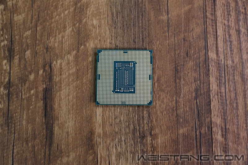 8����8�̣߳�Intel i7-9700K����͵�ܣ���ȫ��Խ12�߳�i7-8700K
