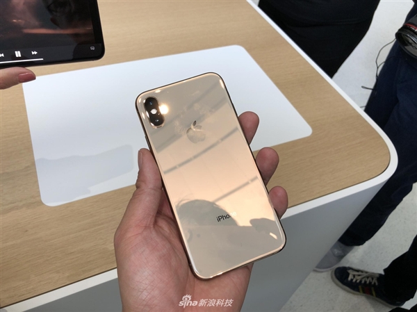iPhone XS/XS Max���ͼ�ͣ�6.5����Ļ 5.5���ո�