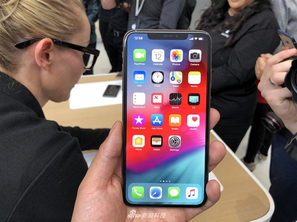 iPhone XS/XS Max���ͼ�ͣ�6.5����Ļ 5.5���ո�