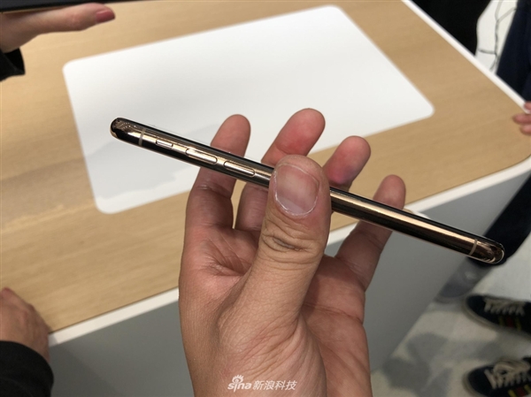 iPhone XS/XS Max���ͼ�ͣ�6.5����Ļ 5.5���ո�