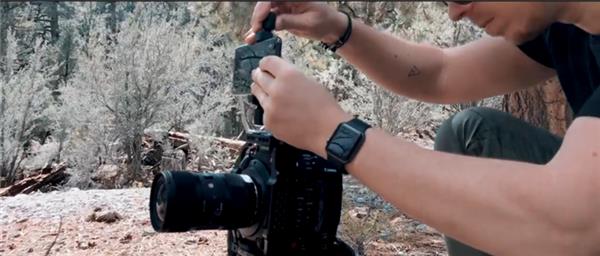 ��Ӱʦ����ϵ�У�iPhone XS Max vs ����C200