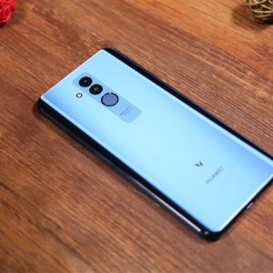 �����ֻ�������3�ڲ� ͬ���½�17.0%