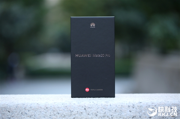 ��ΪMate 20 Pro����ͼ�ͣ��°ͼ�����߿�ͬ��