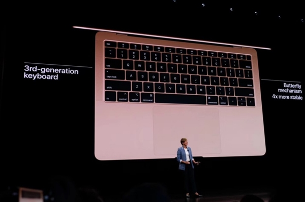 ȫ��MacBook Air����������Ĥ���ӳ� 8300Ԫ����