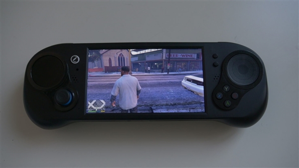 AMD�����ӳ֣�Smach Z PC�ƻ����������