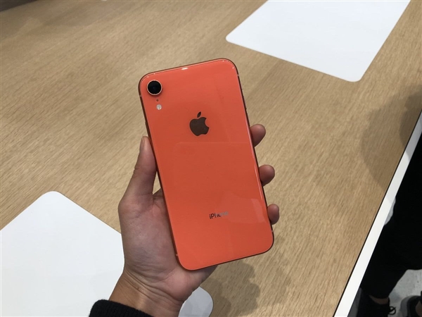 ƻ����׷��iPhone XR������������Ա�������ݼ�
