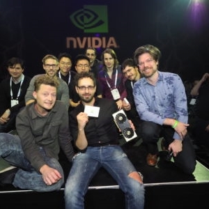 NVIDIA��AI��ѧ���ͳ�10��TITAN RTX�Կ�