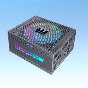 ��Խ�Ƴ�ȫ��RGB PC��Դ�����1200W