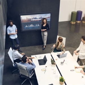 49999������75��4K��Ļ��ʾ������