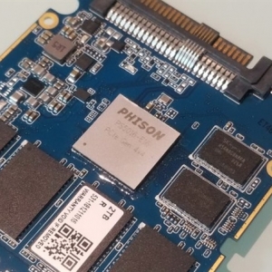 ηȫ׿PCIe 4.0 SSDƴ