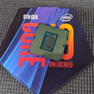9900K����һ�꣡Intel������ô�����U