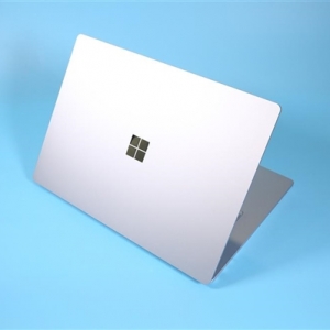 Surface Laptop 3������ʽ���� ��������оƬ